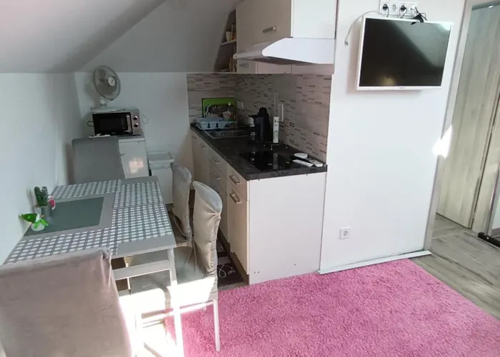 דירה Flower 4 Free Parking שיופוק