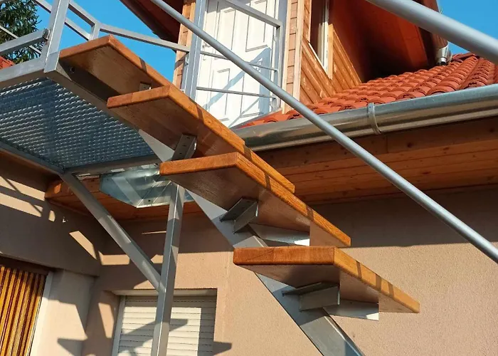 דירה Flower 4 Free Parking שיופוק